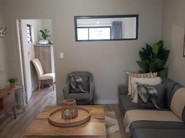 3 Bedroom Apartment in Kameeldrift East