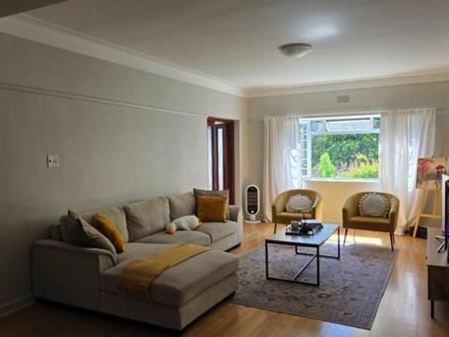 3 Bedroom Apartment in Kenilworth Upper