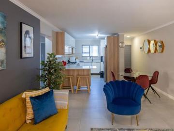 3 Bedroom Apartment in Kimberley Central