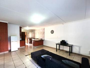 3 Bedroom Apartment in Lephalale Ellisras