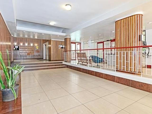 3 Bedroom Apartment in Parktown