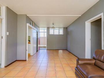 3 Bedroom Apartment in Pinetown Central