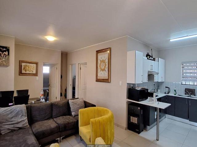 3 Bedroom Apartment in Pomona