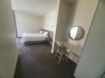 3 Bedroom Apartment in Quigney