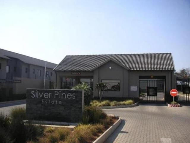 3 Bedroom Apartment in Rynfield Ah