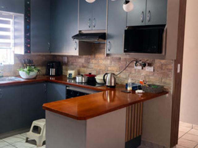 3 Bedroom Apartment in Radiokop