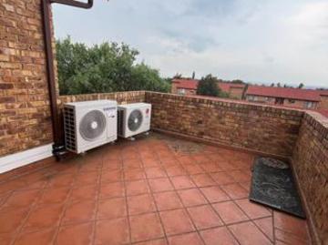 3 Bedroom Apartment in Randburg Central