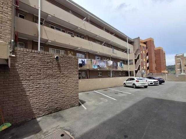3 Bedroom Apartment in Reservoir Hills