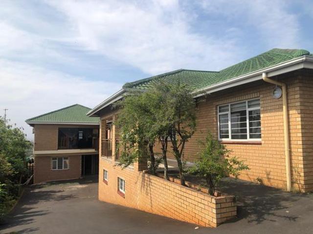 3 Bedroom Apartment in Sunningdale