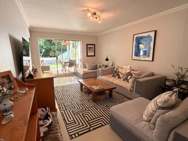 3 Bedroom Apartment in Sandhurst