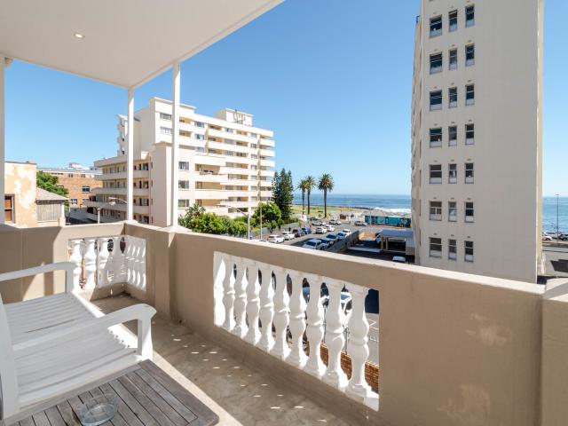 3 Bedroom Apartment in Sea Point