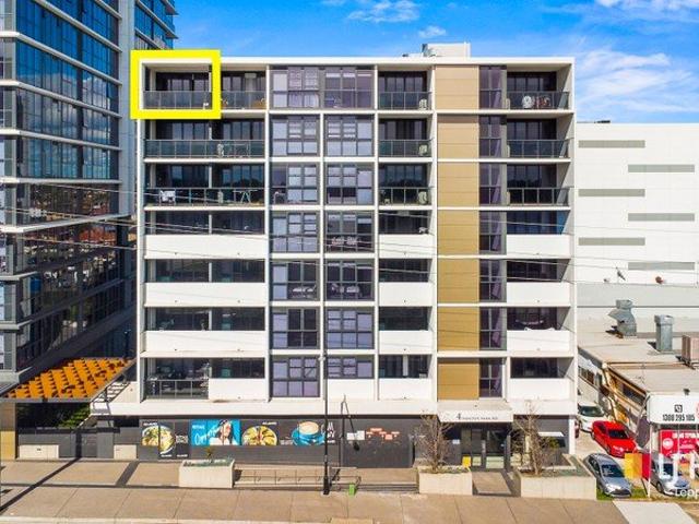 3 Bedroom Apartment in Sought After ALAND Building