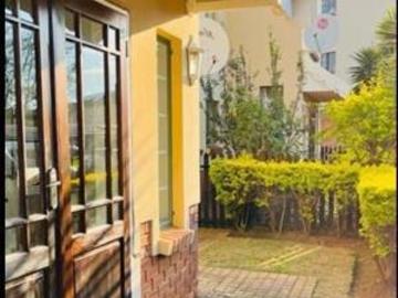3 Bedroom Apartment in Terenure