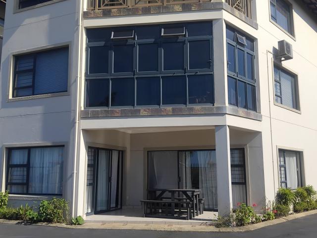 3 Bedroom Apartment in Uvongo Beach