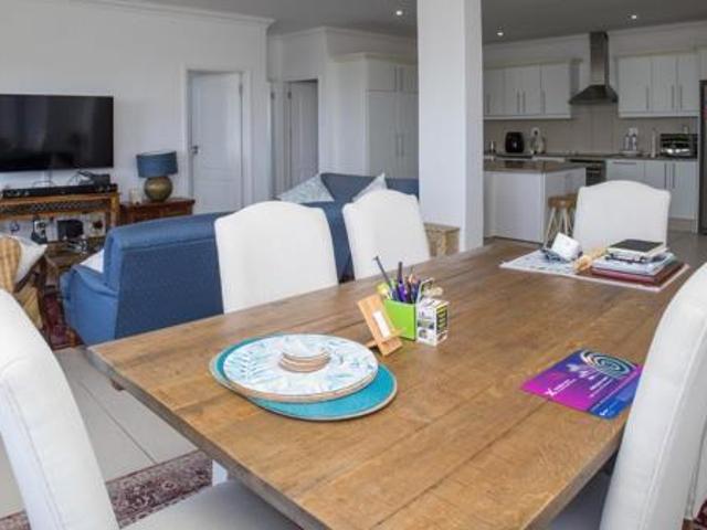 3 Bedroom Apartment in Umhlanga Rocks