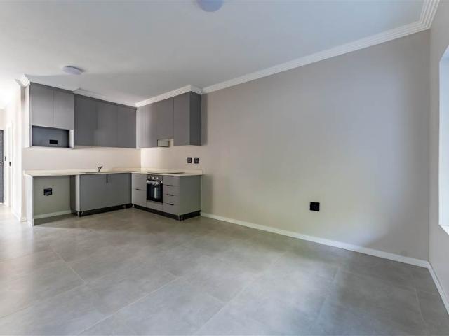 3 Bedroom Apartment in Verulam Central