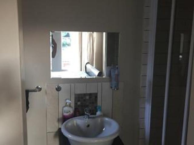 3 Bedroom Apartment in Waterval East
