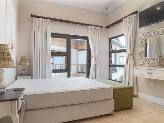 3 Bedroom Apartment in Westbrook