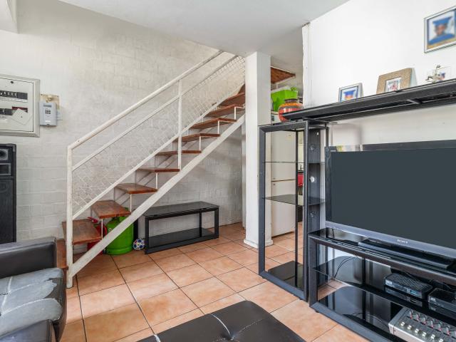 3 Bedroom Apartment in Zonnebloem
