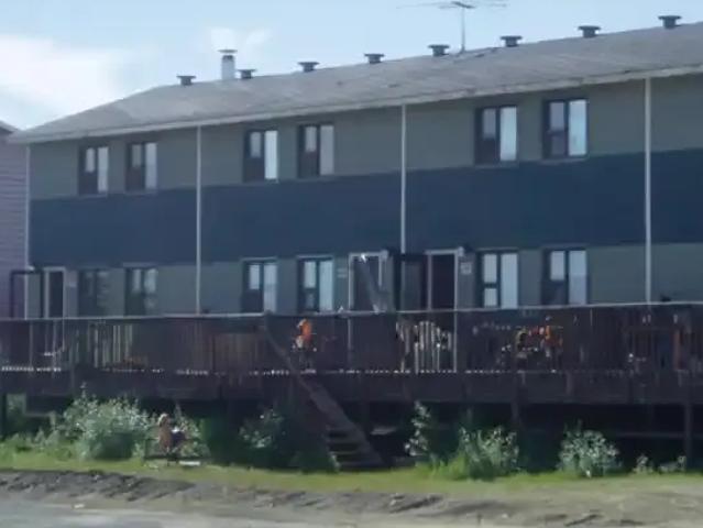 3 Bedroom Apartment Inuvik NT 104597507