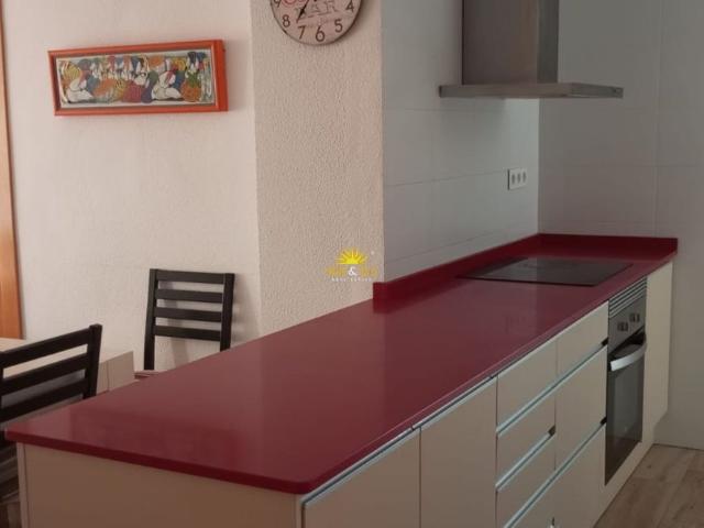 3 BEDROOM APARTMENT JUST A FEW METRES FROM THE BEACH IN GUARDAMAR DEL SEGURA
