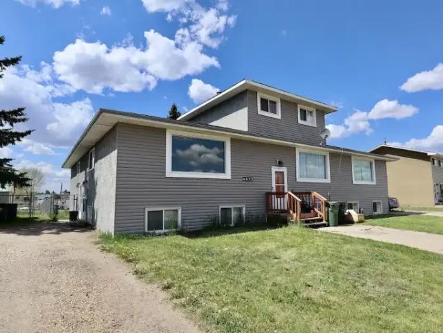 3 Bedroom Apartment Leduc AB 104506719