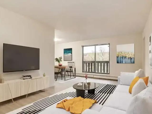 3 Bedroom Apartment Lloydminster SK 103010935