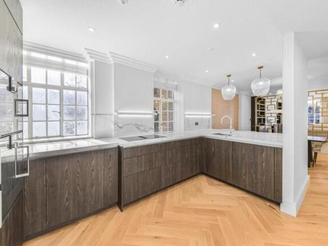 3 Bedroom Apartment London Westminster 101678385