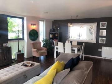 3 Bedroom Apartment London London 101822427
