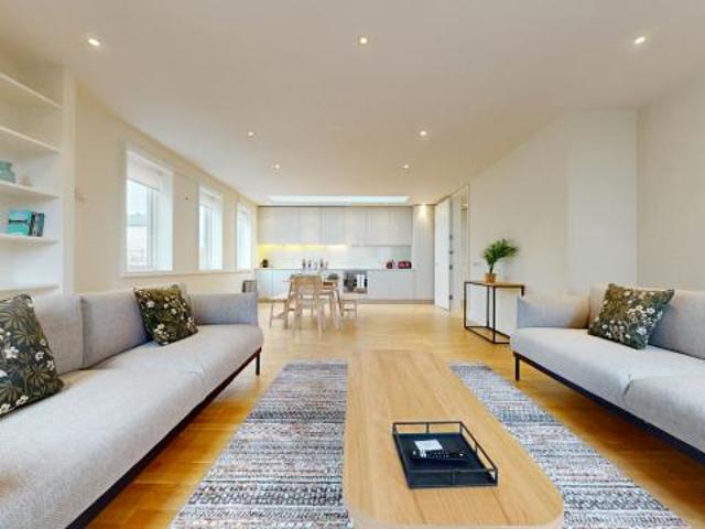 3 Bedroom Apartment London London 72868457