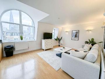 3 Bedroom Apartment London London 83531010