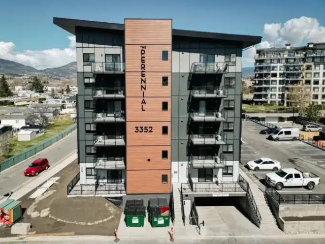 3 Bedroom Apartment Penticton BC 103739691