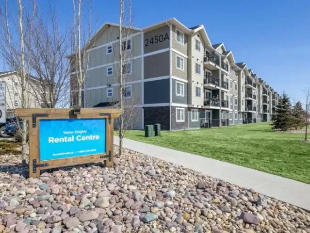 3 Bedroom Apartment Red Deer AB 102951268
