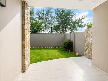 3 Bedroom Apartment Rented in The Polofields
