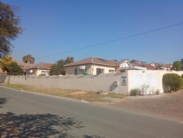 3 Bedroom apartment rented in Northgate, Randburg
