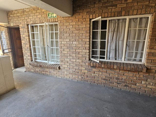 3 Bedroom Apartment Rented in Rustenburg Central
