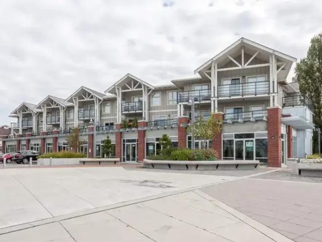 3 Bedroom Apartment Richmond BC 104710733