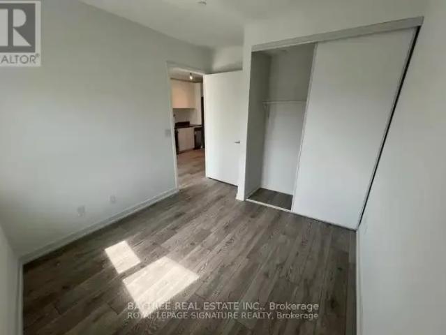 3 Bedroom Apartment Richmond Hill ON 105410953