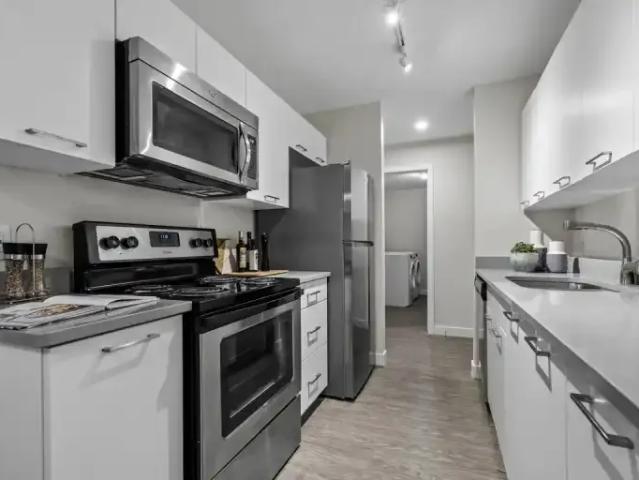 3 Bedroom Apartment Saskatoon SK 103011250