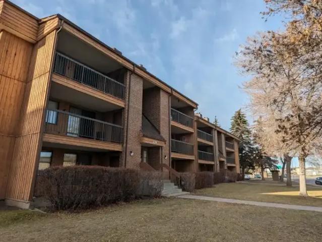 3 Bedroom Apartment Saskatoon SK 105100355
