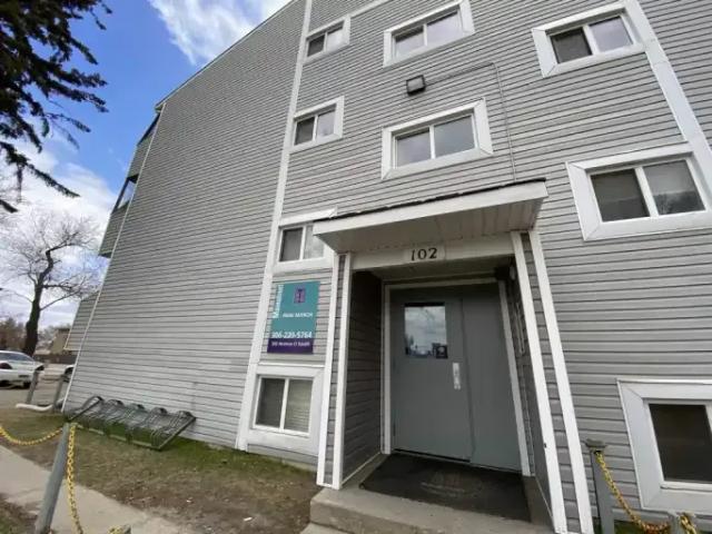 3 Bedroom Apartment Saskatoon SK LS103919848