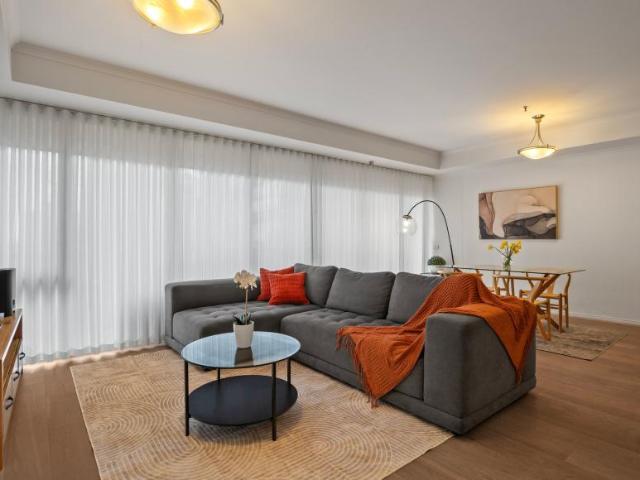 3 Bedroom Apartment Southbank VIC 105006526