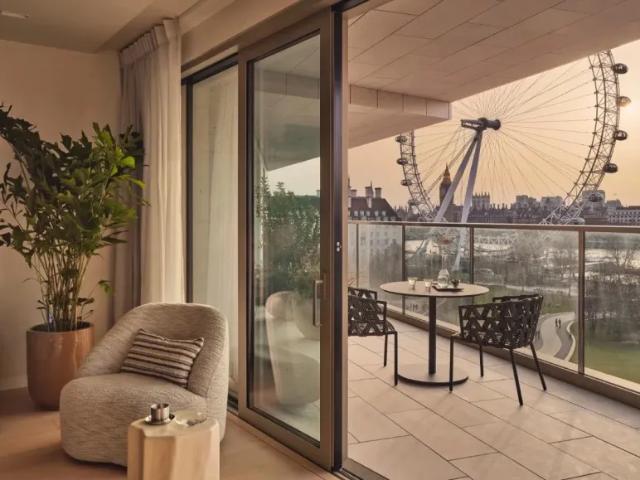 3 Bedroom Apartment Southbank London 102596623