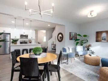 3 Bedroom Apartment Spruce Grove AB LS102338973