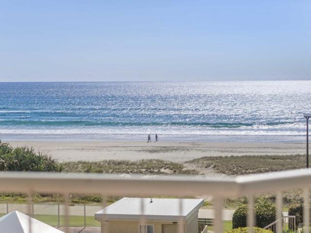 3 Bedroom Apartment Tugun QLD LS105271648