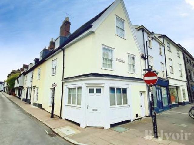 3 bedroom Apartment To Let