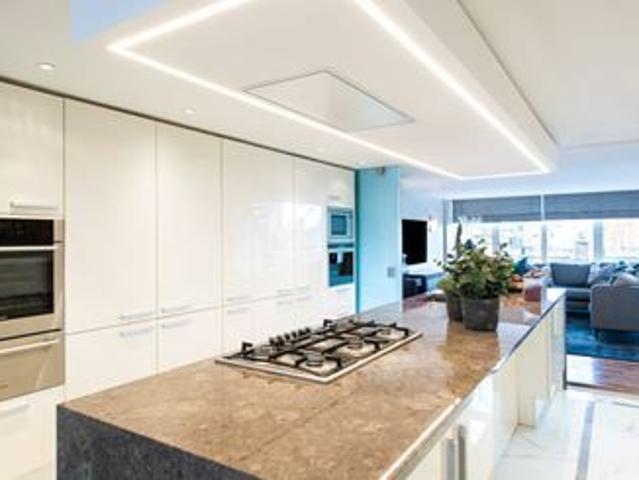 3 bedroom Apartment to let Young Street, W8