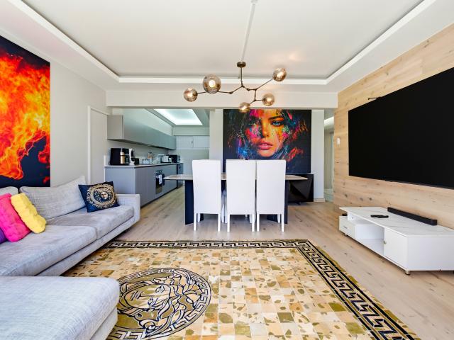 3 Bedroom Apartment To Let in Three Anchor Bay