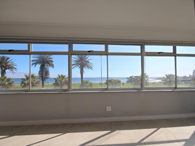 3 Bedroom Apartment To Let in Three Anchor Bay