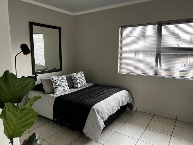 3 Bedroom Apartment To Let in Van Der Hoff Park